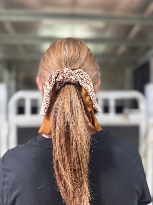 Brown/White Scrunchie