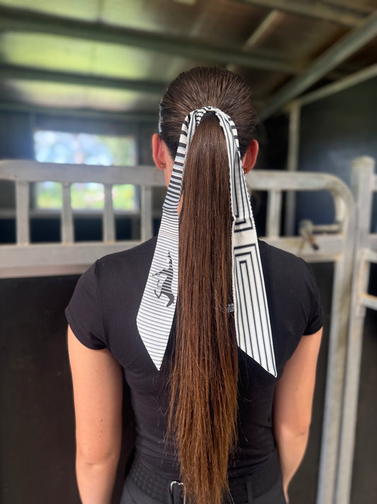 Black/White Horse Hair Tie