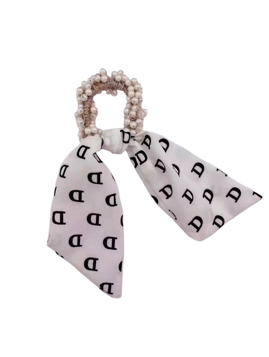 White Pearl Scrunchie