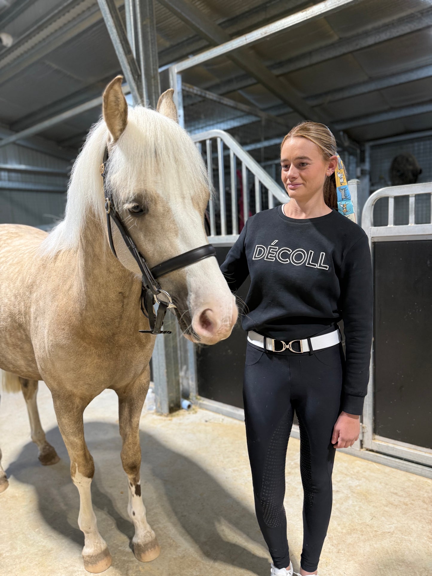Adults White Stirrup Belt