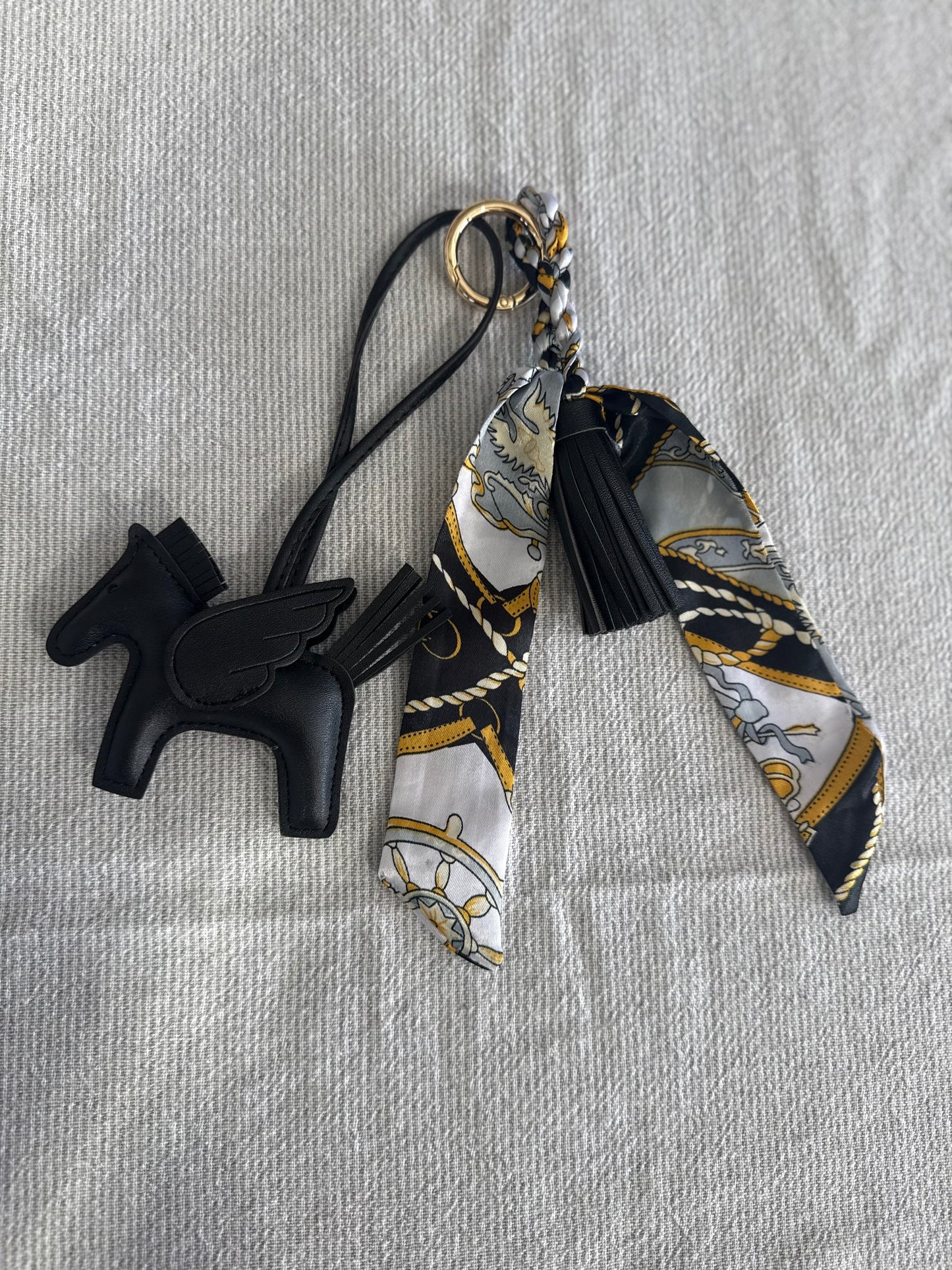 Black/Gold Horse Keyring